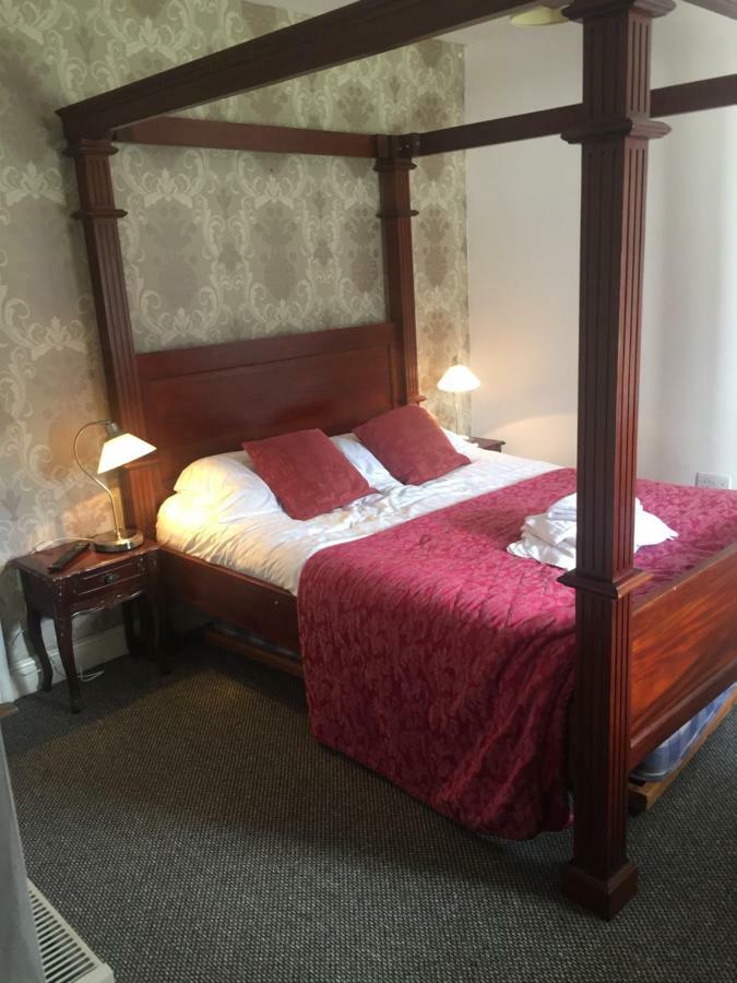 Saughy Rigg Farm Bed & Breakfast ฮอลท์วิสเซิล ภายนอก รูปภาพ